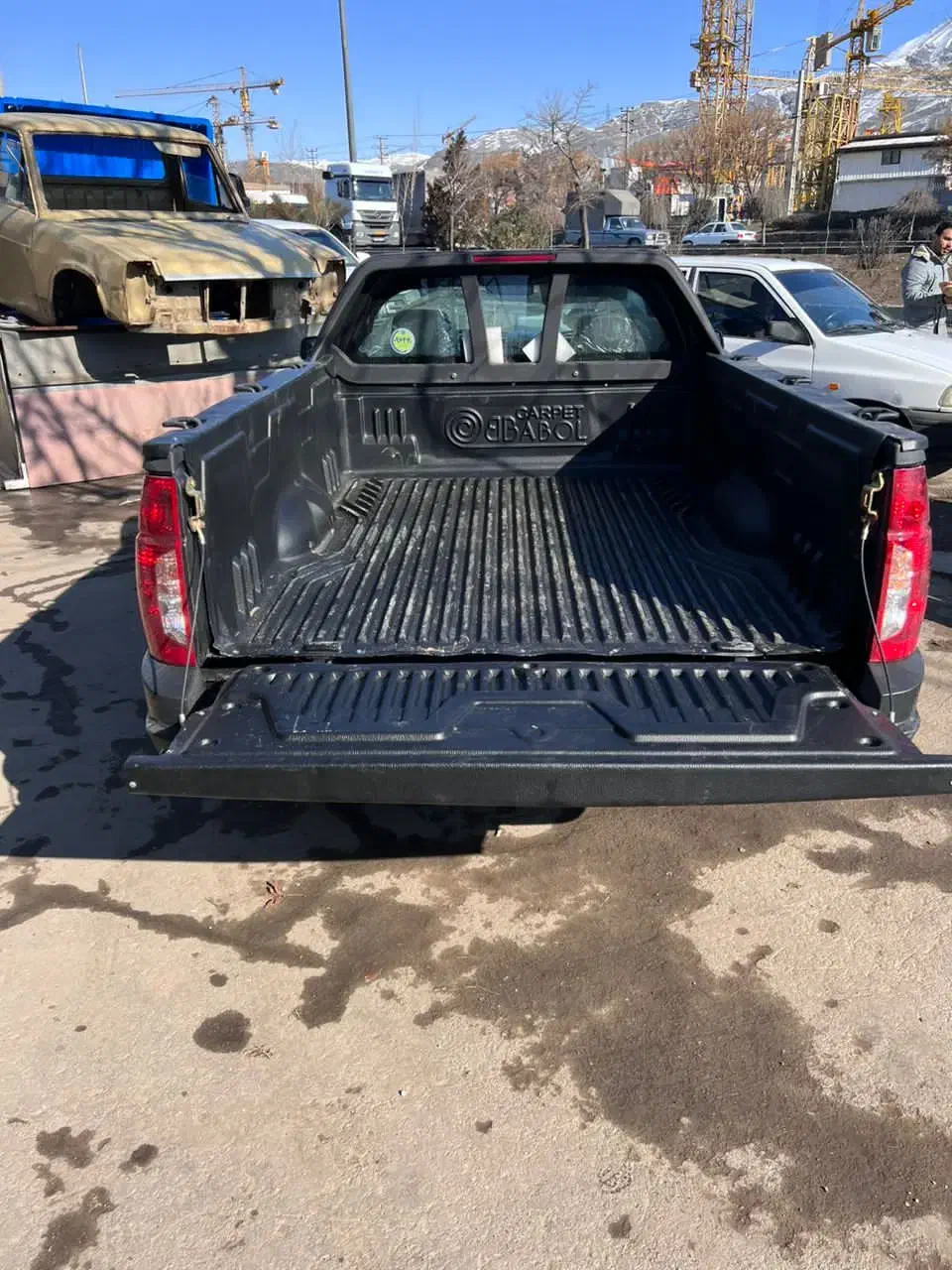 کفی عقب وانت|قطعات یدکی و لوازم جانبی|کرج, اتمسفر|دیوار