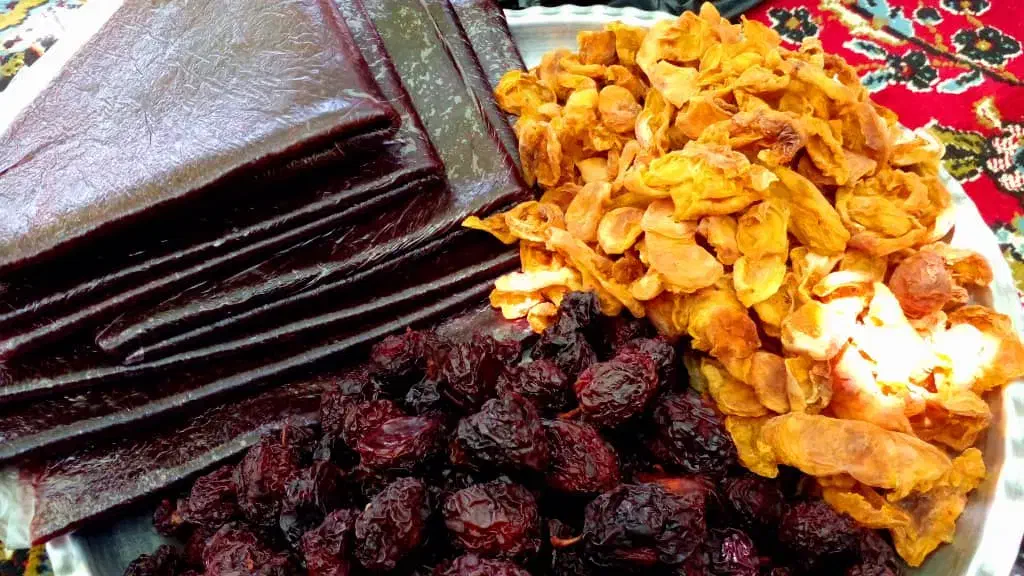 لواشک آلو سیاه   خانگی درجه یک|خوردنی و آشامیدنی|شیراز, گلشن|دیوار