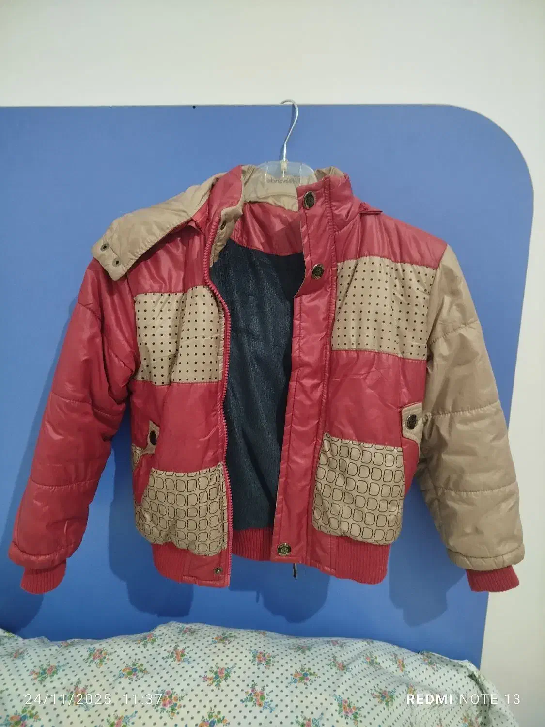 پوشاک|کفش و لباس بچه|سلماس, |دیوار