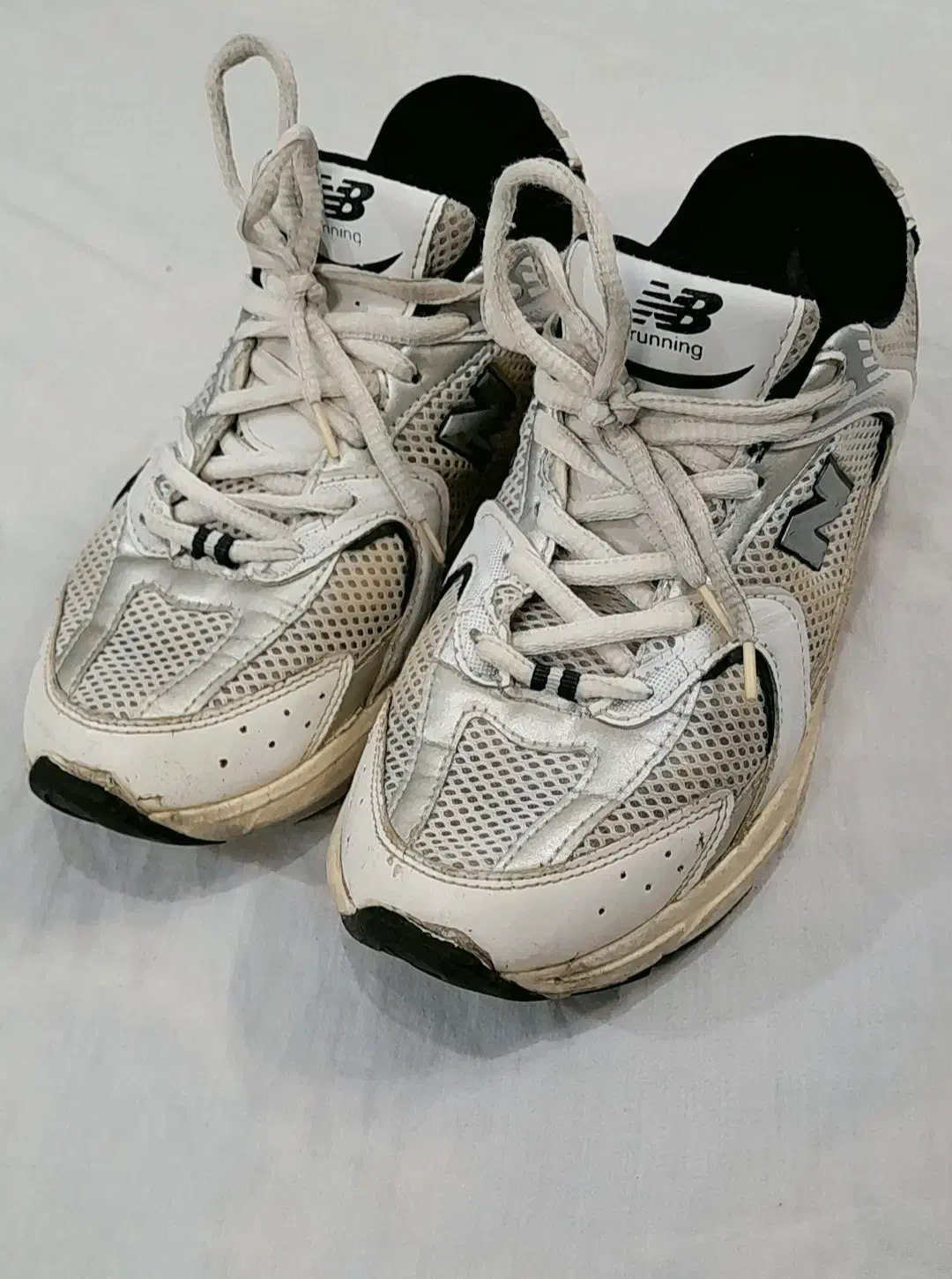 کتونی وودو مشکی و نیوبالانس 530|کیف، کفش، کمربند|زنجان, |دیوار