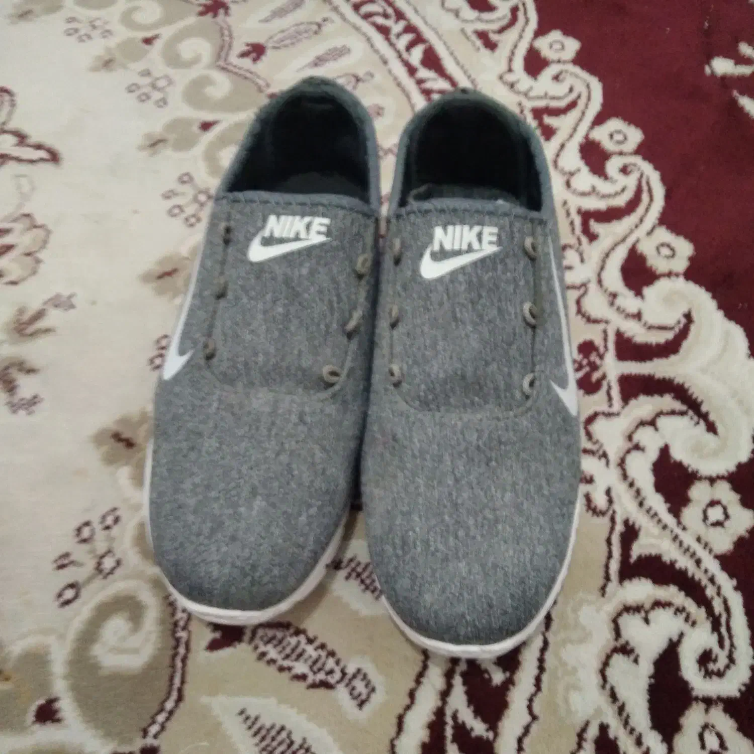 کفش کتانی خاکستری رنگ|کیف، کفش، کمربند|بجنورد, |دیوار