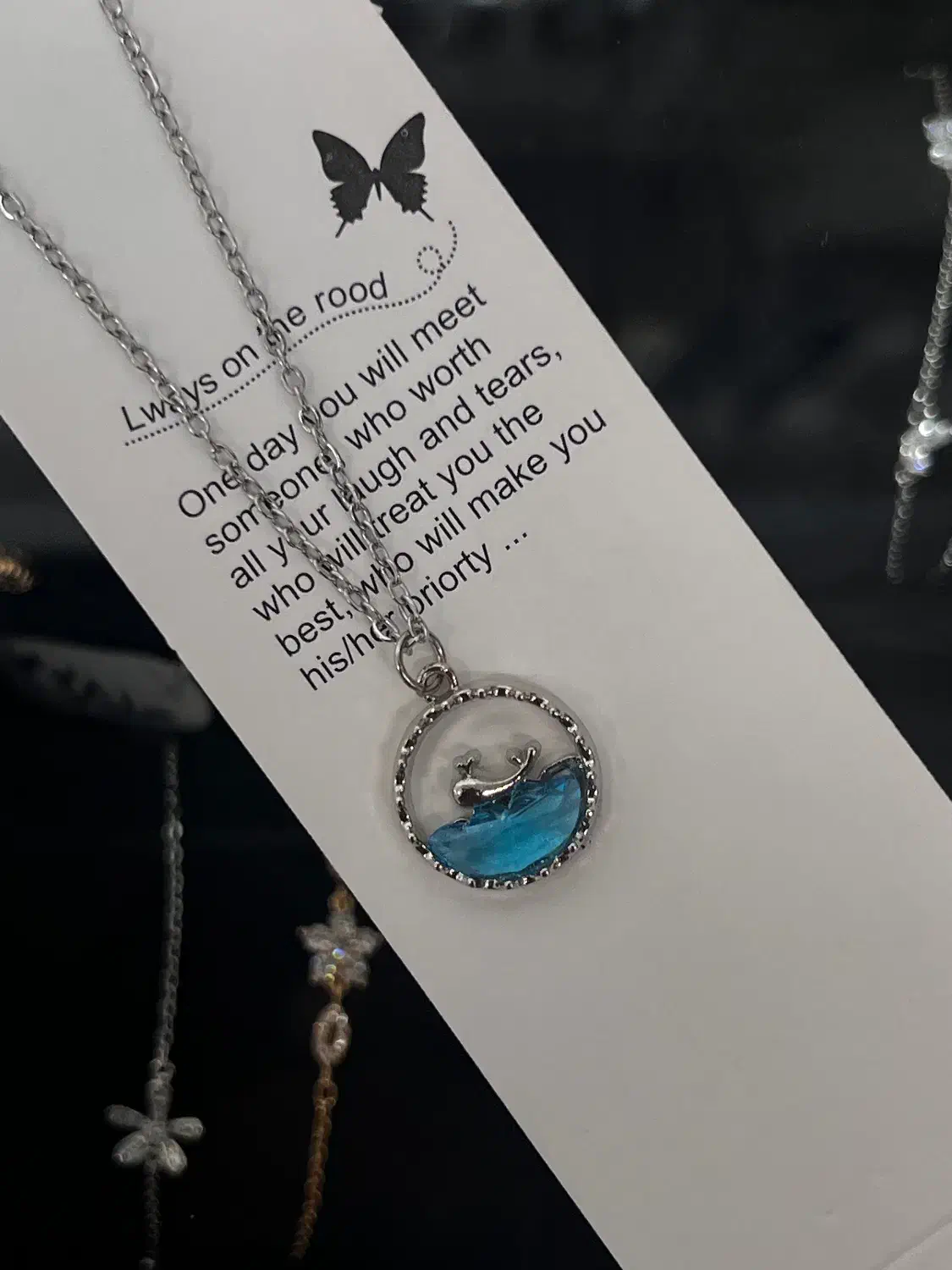 گردنبند ترند دم وال|بدلیجات|خمینی‌شهر, |دیوار