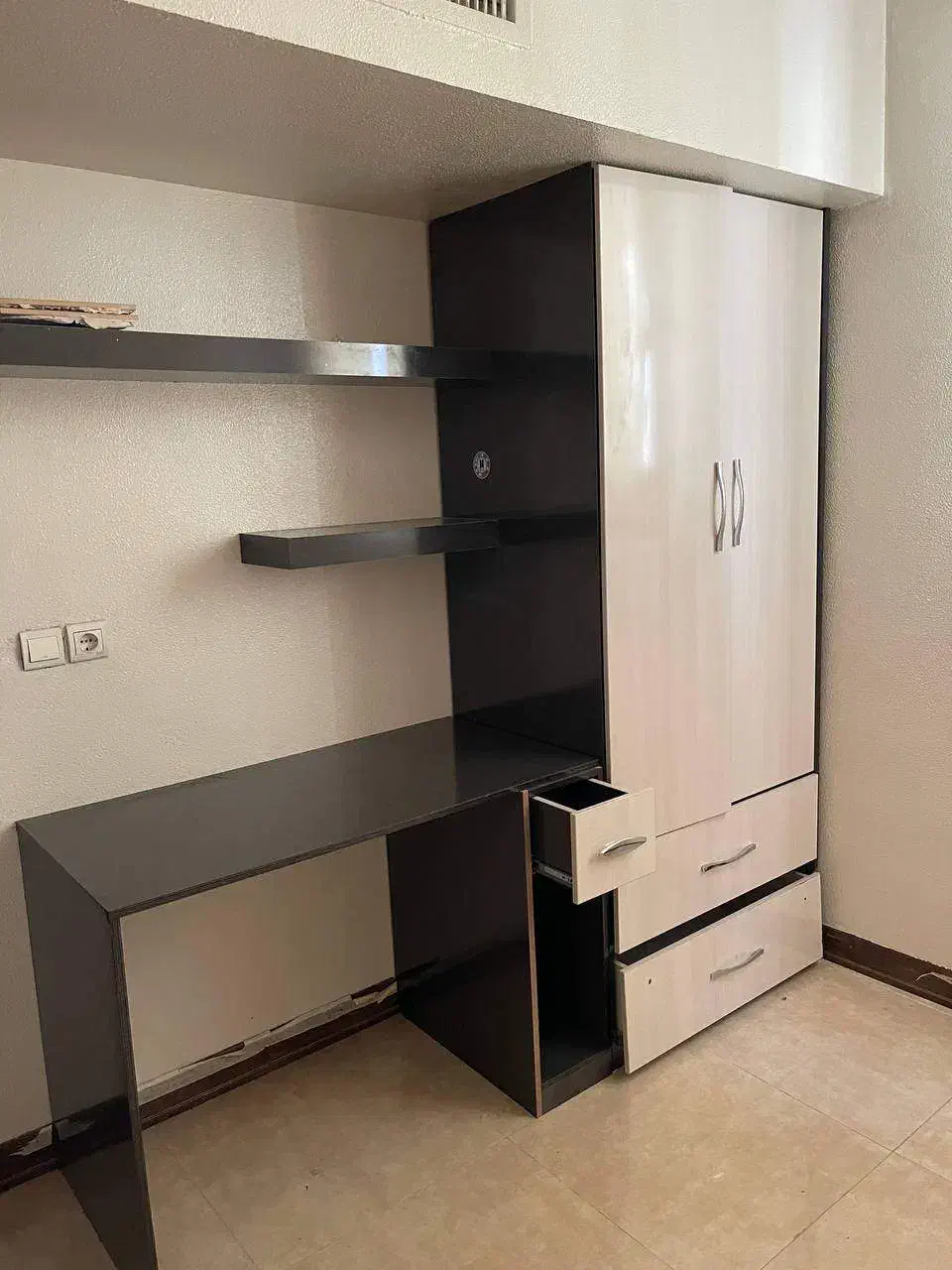 فردوسی فرعی 1 شرقی 123 متر جنوبی سه خواب|فروش آپارتمان|شاهین‌شهر, فردوسی|دیوار