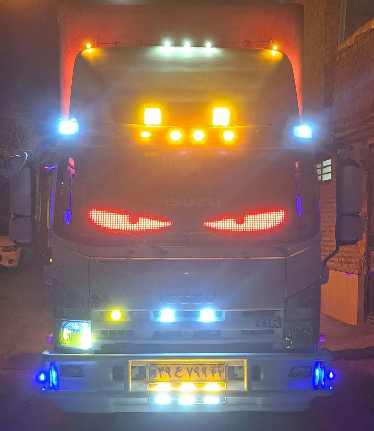 حمل بار و اثاثیه و اسباب کشی با ایسوزو مسقف|خدمات حمل و نقل|سبزوار, شهدا|دیوار