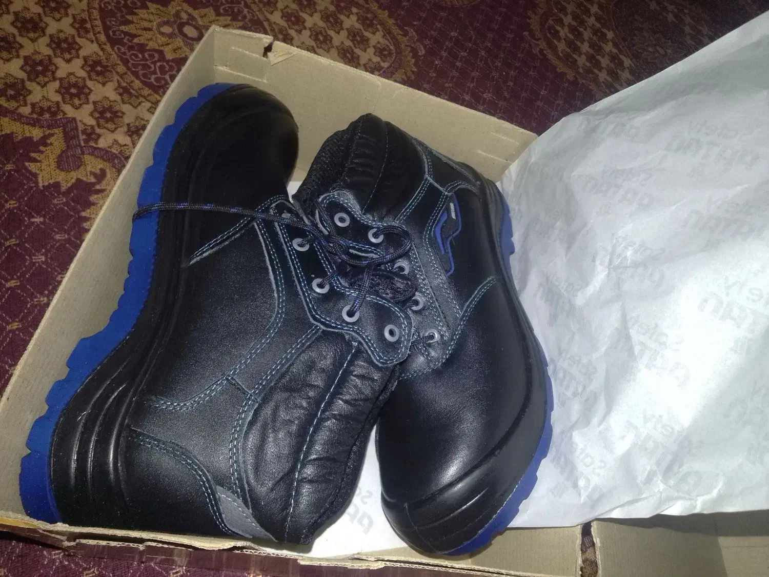 کفش ایمنی نو کاملا استفاده نشده|کیف، کفش، کمربند|رامهرمز, |دیوار