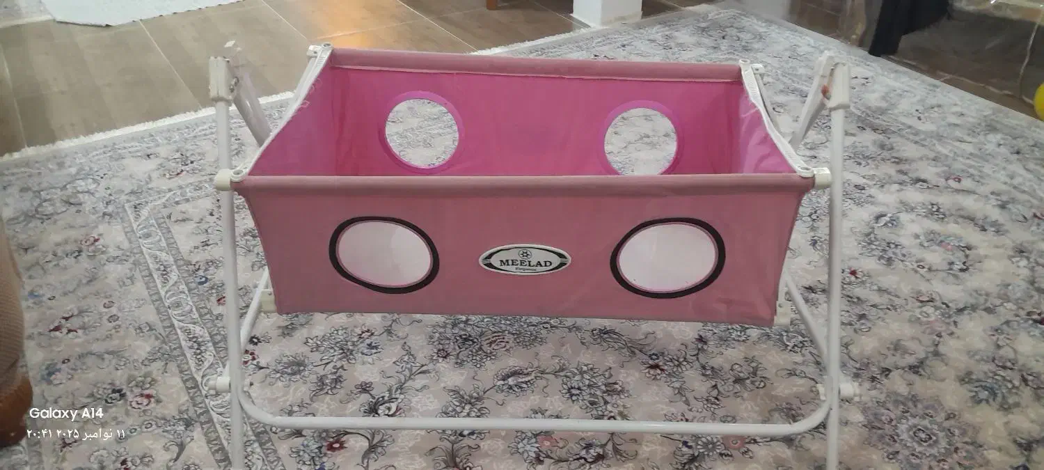 دو عدد گهواره سالم و تمیز|اسباب و اثاث بچه|نیشابور, فردوس شمالی|دیوار
