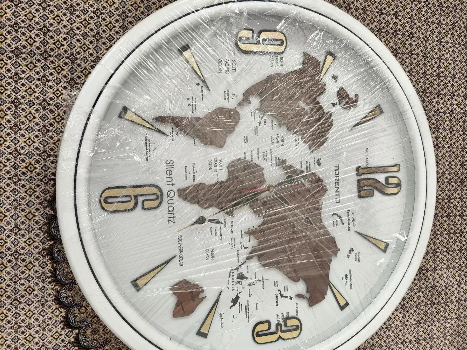 ساعت دیواری|ساعت دیواری و تزئینی|خوی, |دیوار