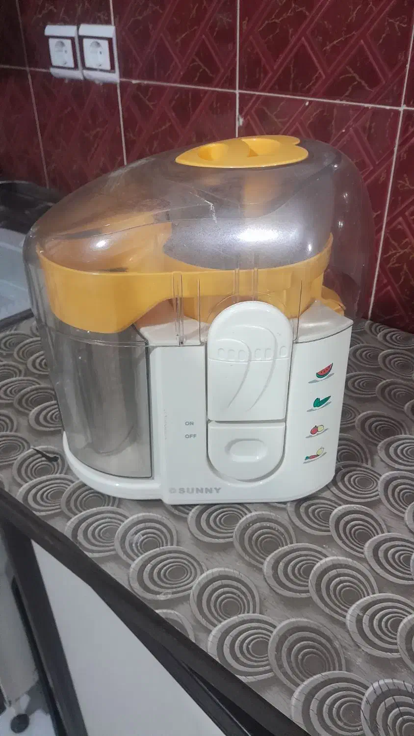 آبمیوه گیری سانی در حد نو|آبمیوه‌گیر و آب‌مرکبات‌گیر|نظرآباد, شهرک آزادگان|دیوار