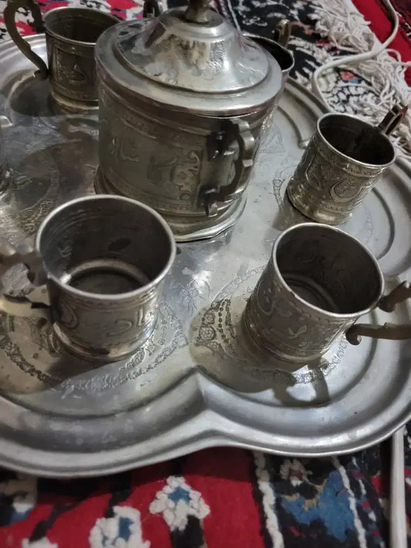 سرویس چایخوری ورشو قدیمی (دوره قاجاریه)|کلکسیون اشیاء عتیقه|شیراز, حافظیه|دیوار