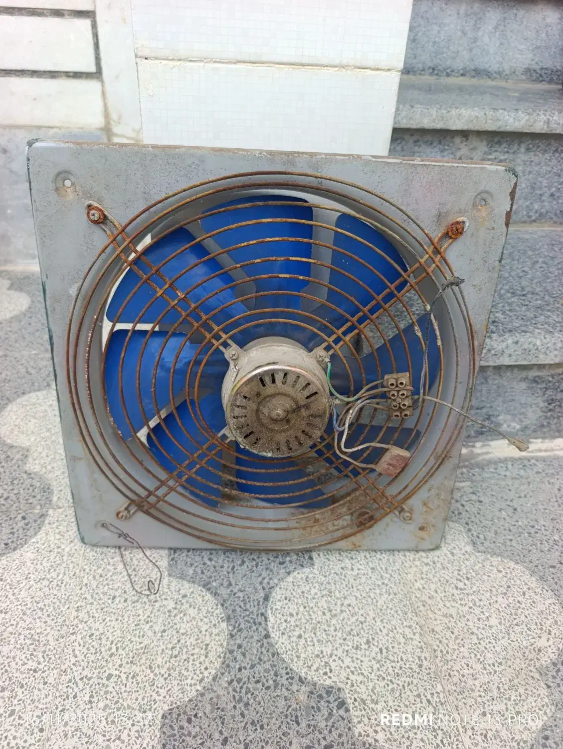 فن سالم|پنکه و تصفیه‌کنندهٔ هوا|کازرون, |دیوار