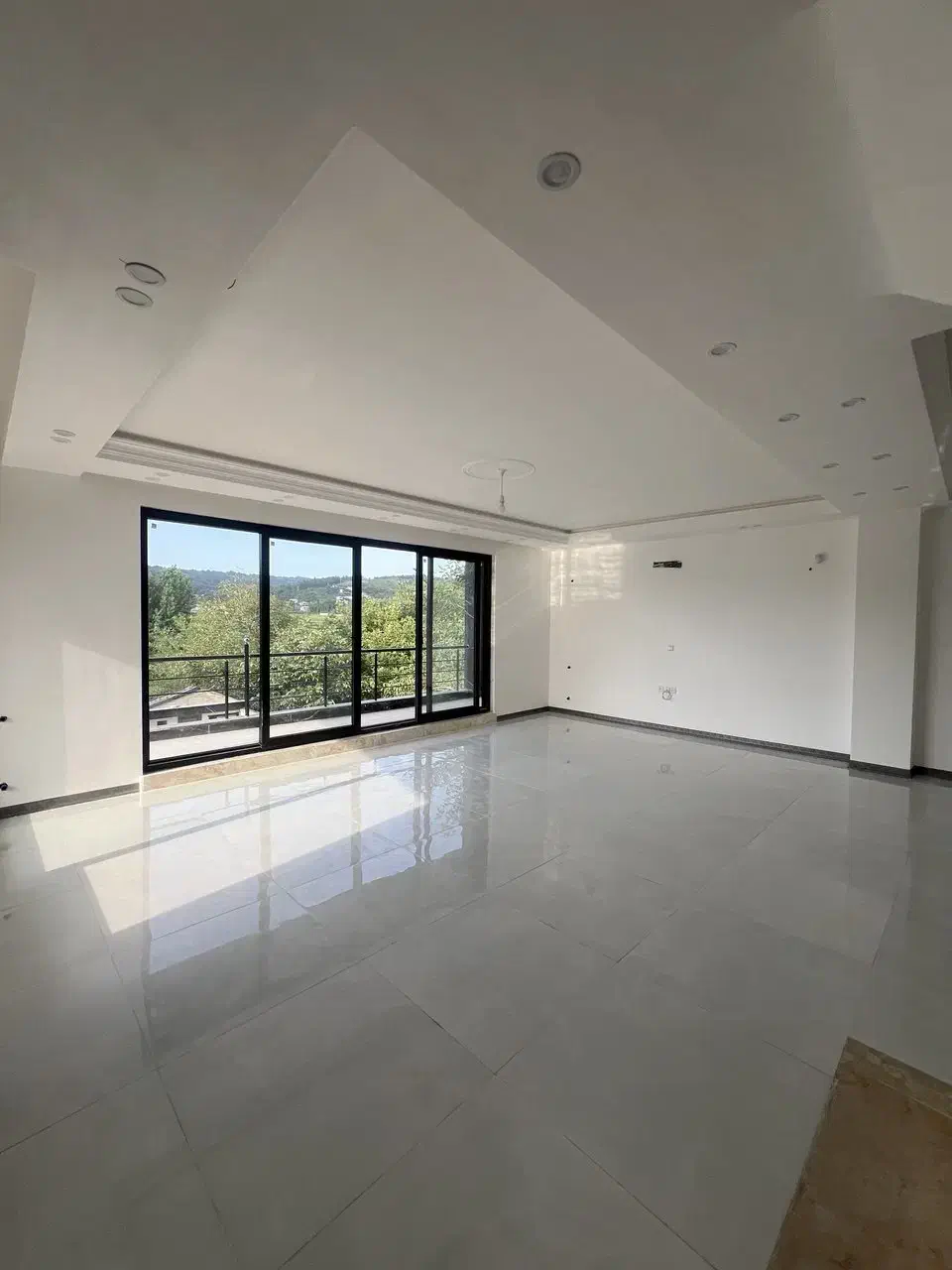 ویلا سه خواب مدرن در مسیر لفور|فروش خانه و ویلا|شیرگاه, |دیوار