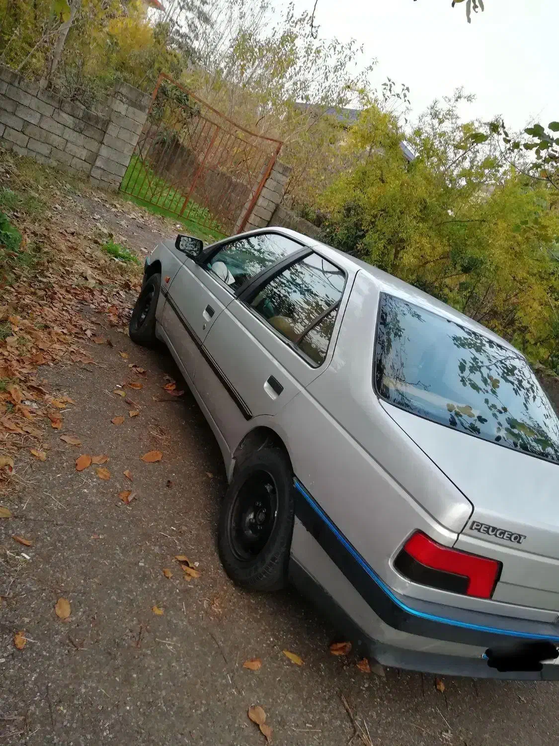 پژو 405 مدل 86 آس چند لکه رنگ . بدون پوسیدگی|خودرو سواری و وانت|رامسر, |دیوار