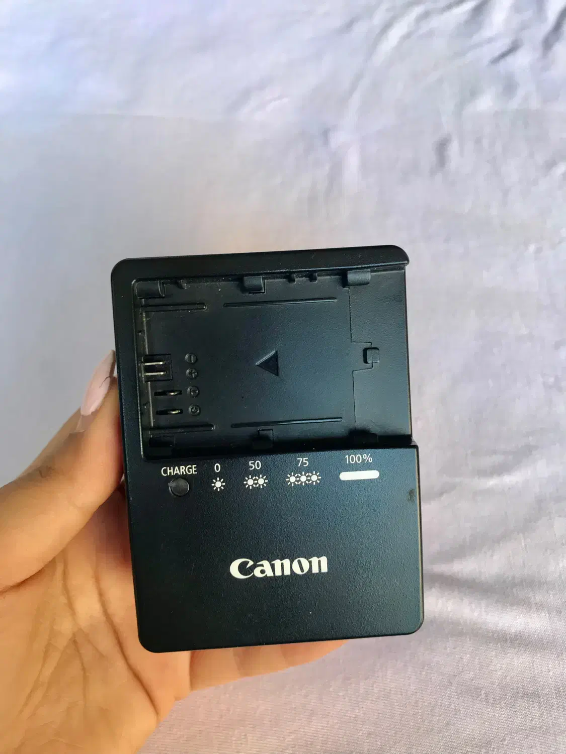 دوربین 80Dکانن|دوربین عکاسی و فیلم‌برداری|ساری, |دیوار