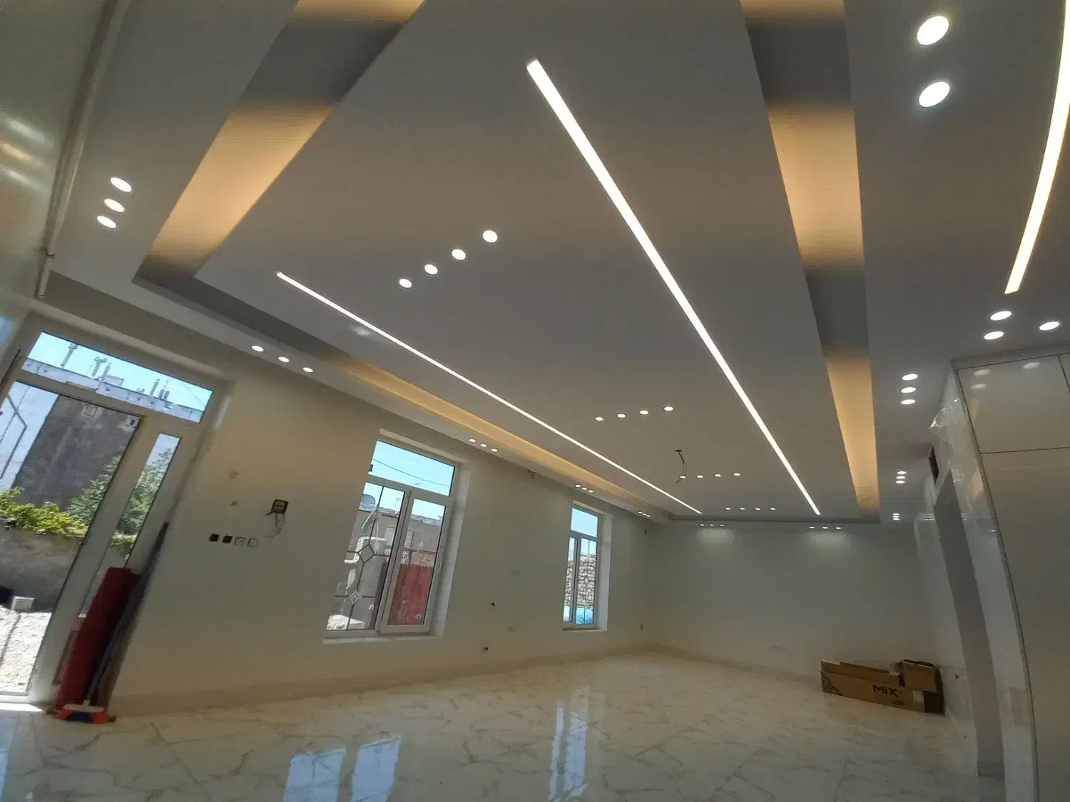 منشی خانوم|استخدام بازاریابی و فروش|نهاوند, |دیوار