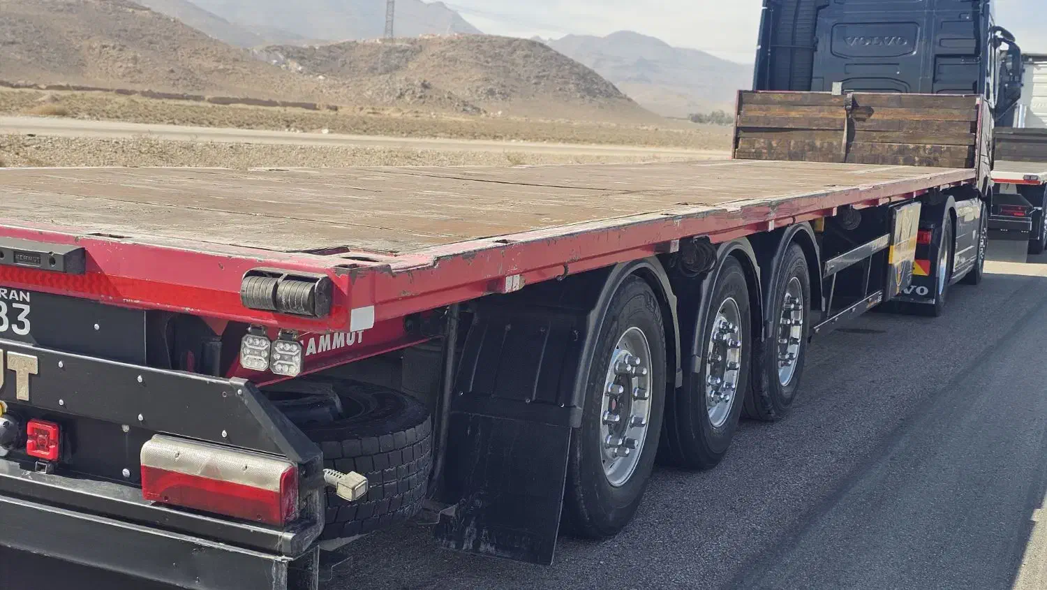 کفی ماموت|خودرو سنگین|نی‌ریز, |دیوار