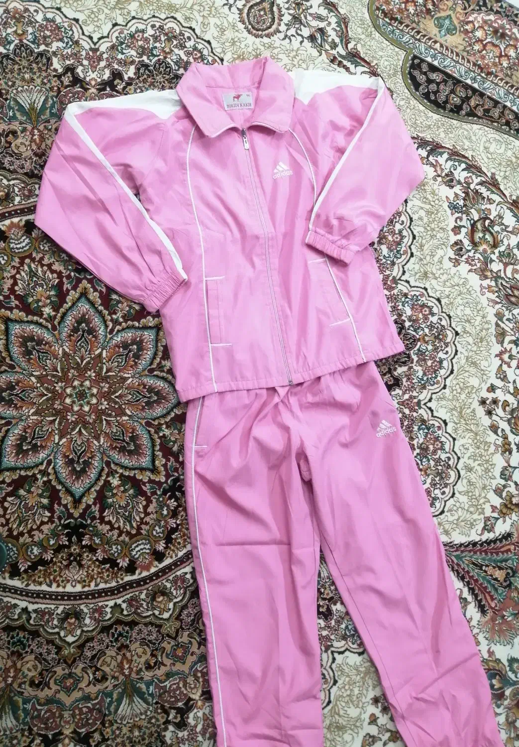 ست گرمکن ورزشی دخترانه در حد نو|لباس|شهریار, شهریار|دیوار