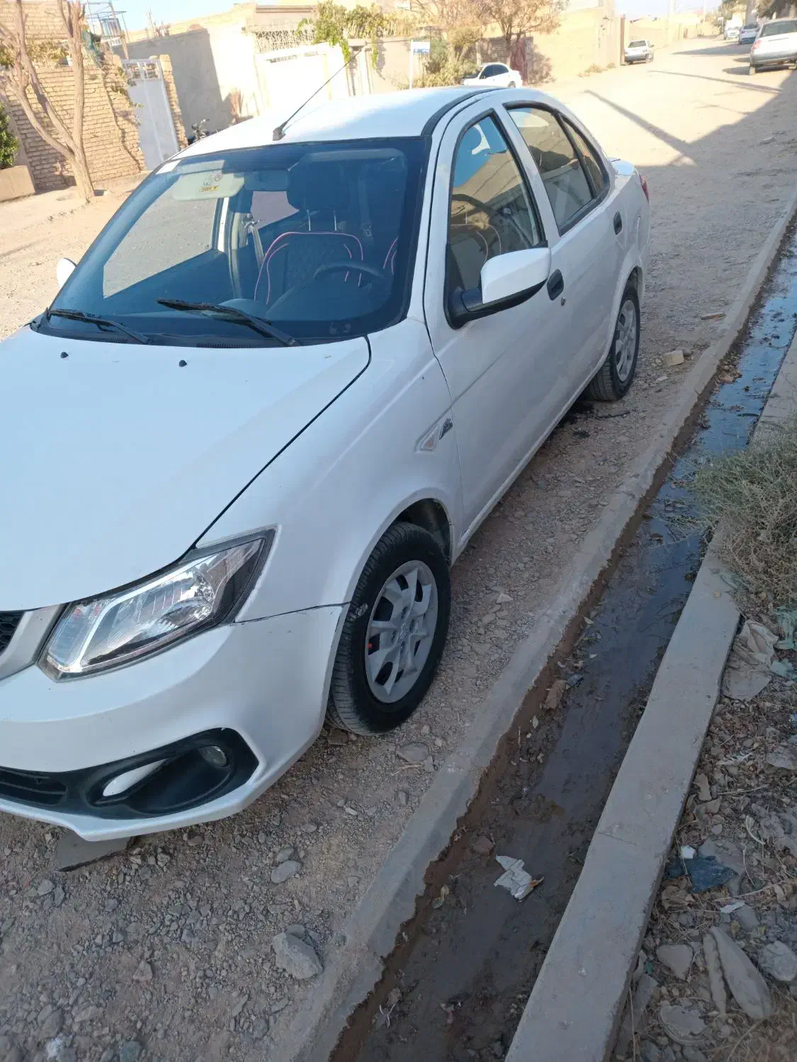 ساینا s۴۰۱|خودرو سواری و وانت|کاشمر, |دیوار