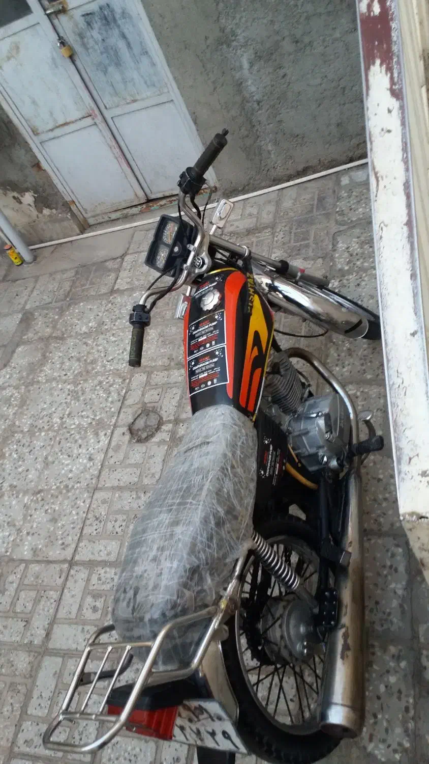 موتورارشیاسالم هرجادوس داشتی نشون بده۸۸|موتورسیکلت|بیرجند, |دیوار