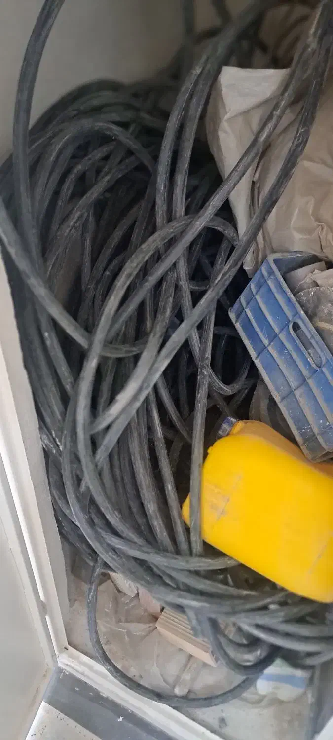 کابل برق|مصالح و تجهیزات ساختمان|کرج, کمال‌شهر|دیوار