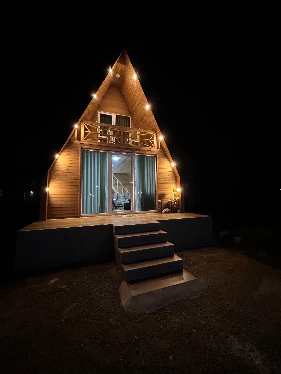 اجاره ی کلبه ی سوئیسی|اجارهٔ کوتاهمدت ویلا و باغ|طاهرگوراب, |دیوار