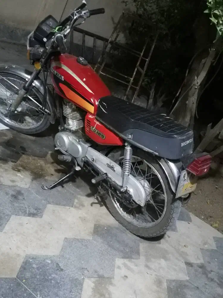 موتور 125|موتورسیکلت|شیراز, ریاستی|دیوار