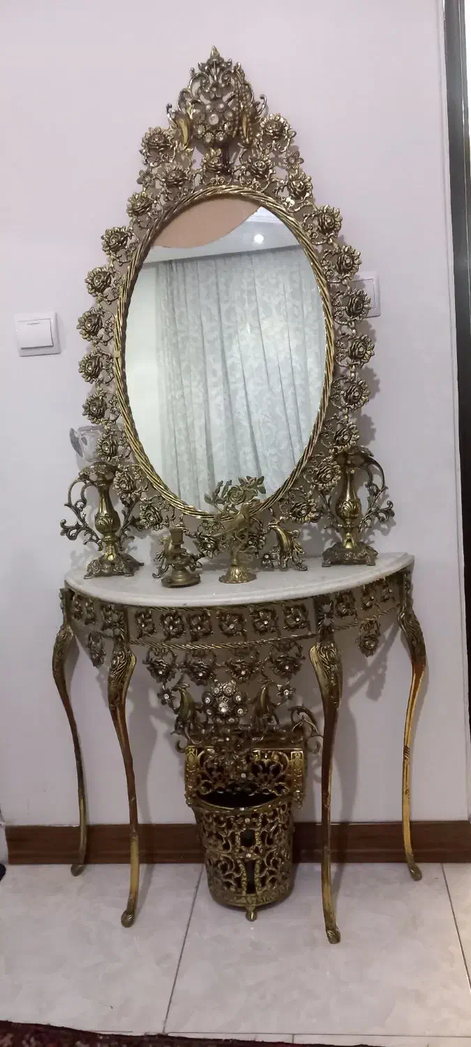 یک عدد آینه شمعدان|صنایع دستی و سایر لوازم تزئینی|تهران, مشیریه|دیوار