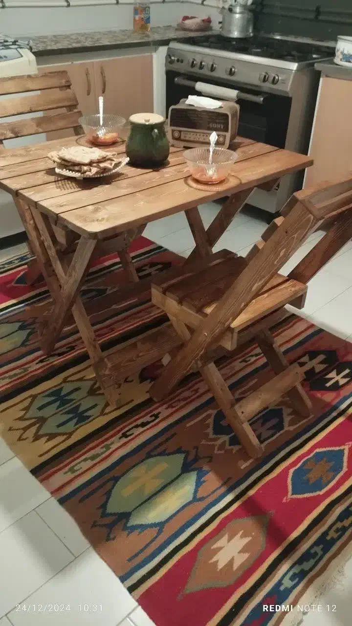 راحتی و زیبایی با میز و صندلی تاشو چوبی|میز و صندلی غذاخوری|قم, وادی السلام|دیوار