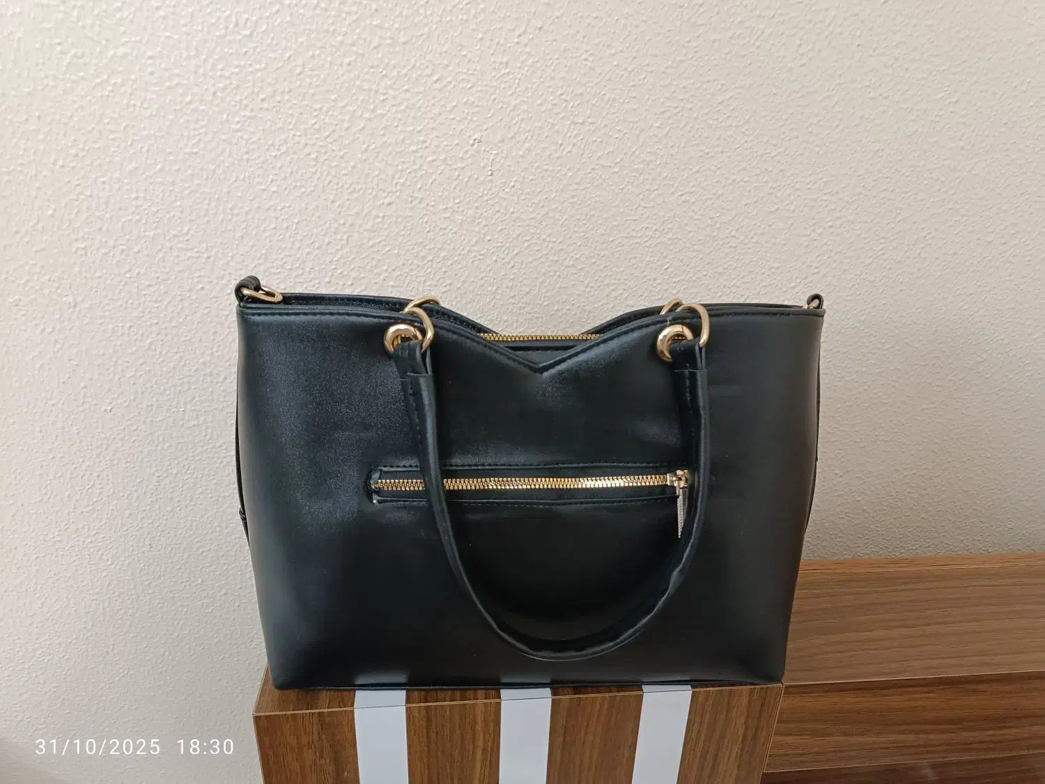 کیف زنانه|کیف، کفش، کمربند|شاهین‌شهر, حافظ شمالی|دیوار