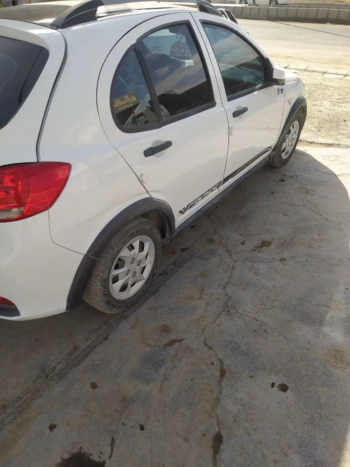 کوییک Rسقف مشکی|خودرو سواری و وانت|سنندج, |دیوار