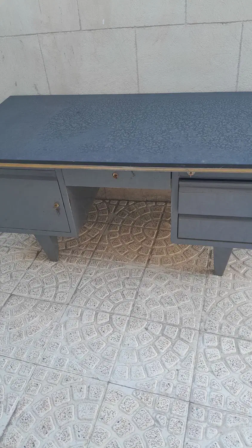 میز|میز تحریر و کامپیوتر|تبریز, |دیوار