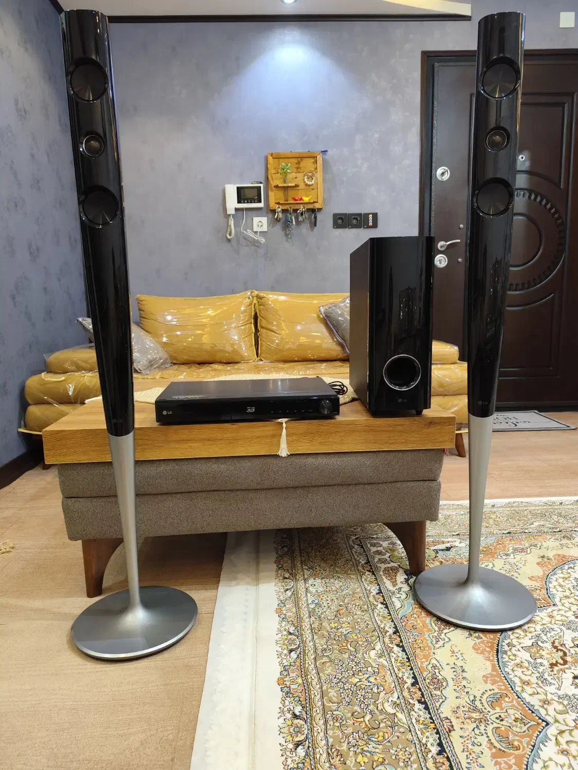 سینمای خانگی به همراه دی وی دی|سیستم صوتی خانگی|لاهیجان, پردسر|دیوار