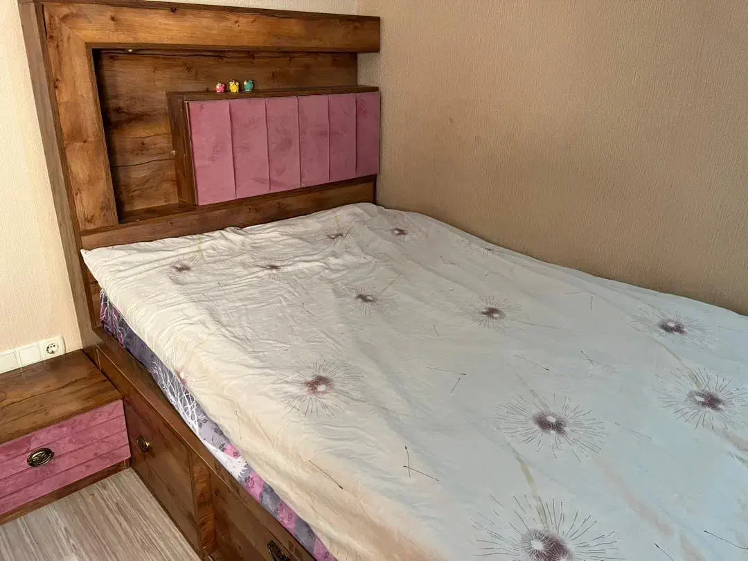 سرویس خواب دخترونه|تخت و سرویس خواب|تهران, هروی|دیوار