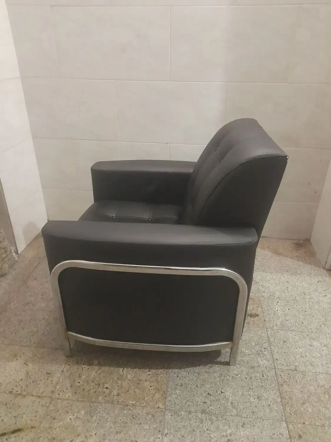 .مبل اداری.میز عسلی. صندلی انتظار.|دفتر کار|تهران, دستغیب|دیوار