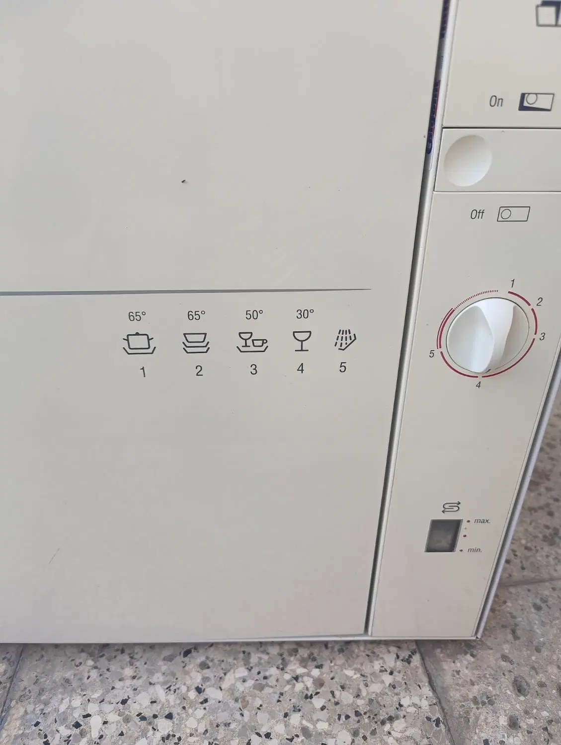 ظرفشویی رومیزی 8نفره بوش SKT5102 eu|ماشین ظرفشویی|مشهد, استاد یوسفی (شهرک غرب)|دیوار