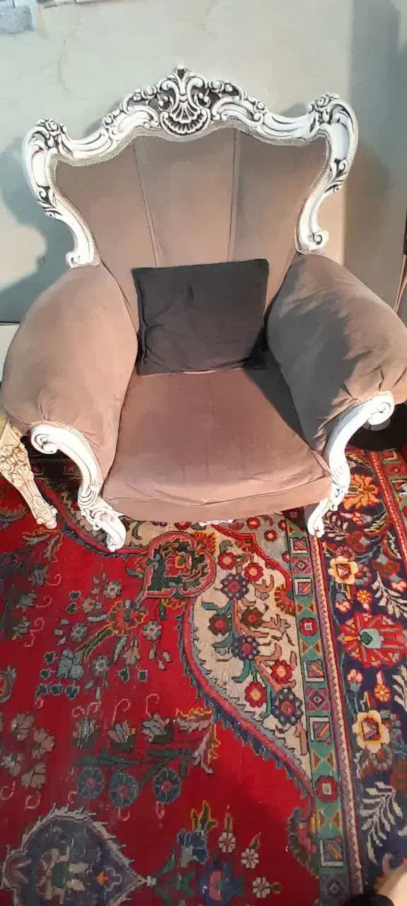 مبل فروشی نیمه سلتنتی 9نفره|مبلمان خانگی و میز عسلی|سمنان, |دیوار