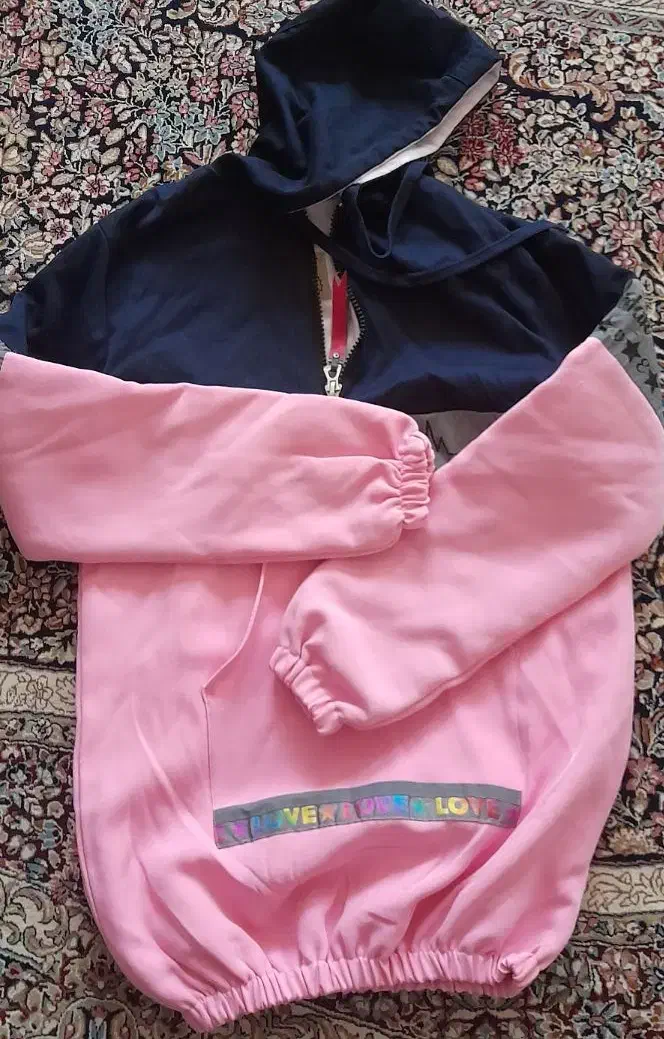 هودی د|لباس|کرمان, |دیوار