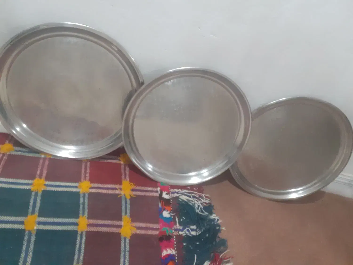 سینی استیل|ظروف سرو و پذیرایی|مرودشت, فاز دوم شهرک فرهنگیان|دیوار