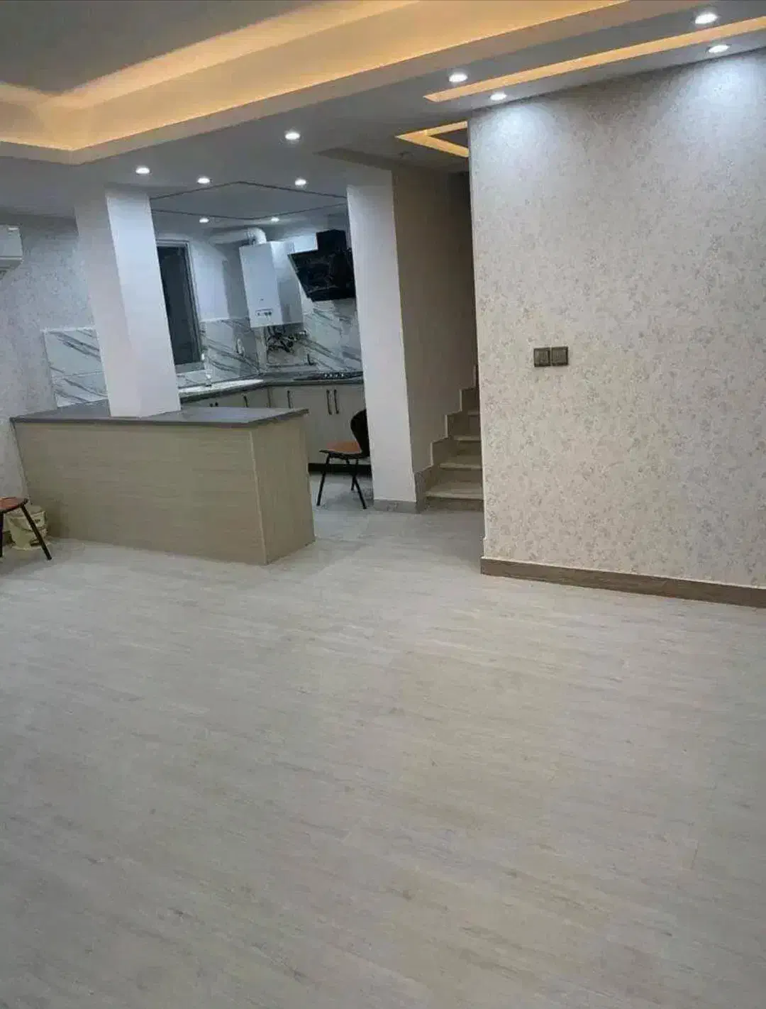 80متر/بازسازی شده/تاپ لوکیشن بلوارگیلان|فروش آپارتمان|رشت, بلوار گیلان|دیوار