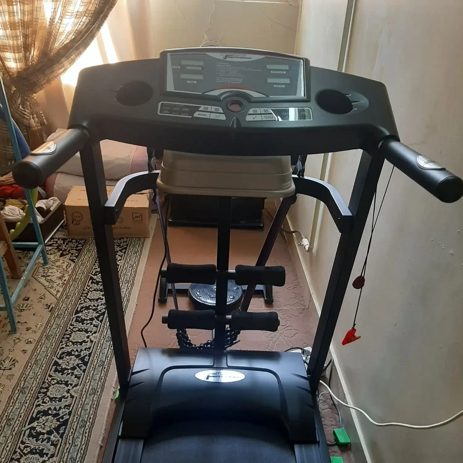 تردمیل توربو فیتنس 1900|تجهیزات ورزشی|کاشان, فین کوچک|دیوار