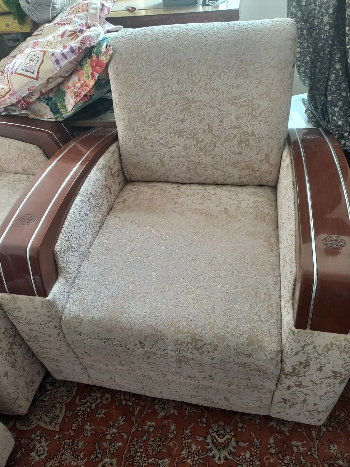مبل پنج نفره|مبلمان خانگی و میز عسلی|تهران, افسریه جنوبی|دیوار