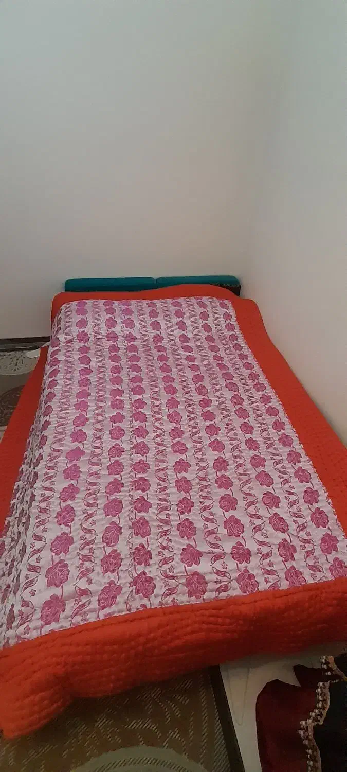 لحاف دونفره|رختخواب، بالش، پتو|پردیس, فاز ۸|دیوار