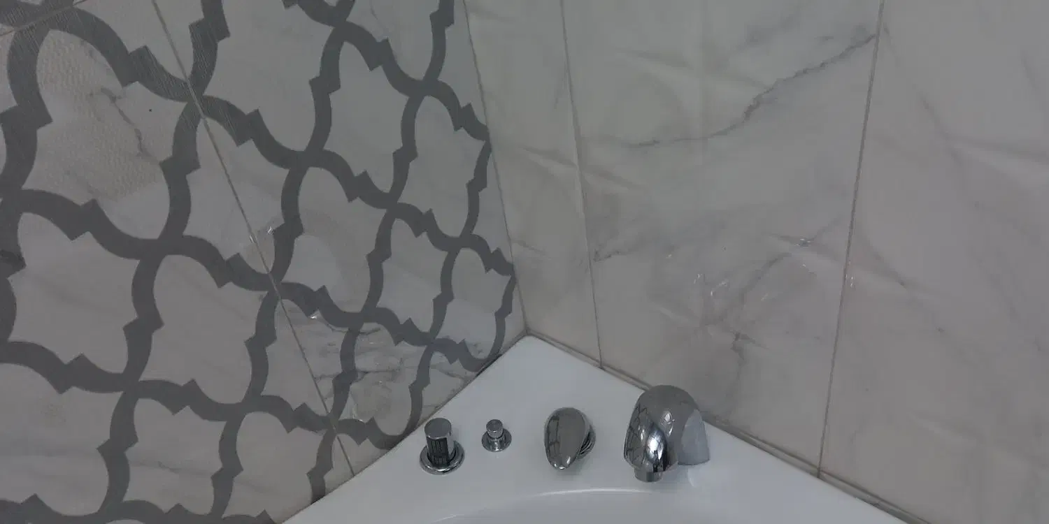 جکوزی پرشین 2   مدل کیانا درحدود|لوازم حمام|دهرم, |دیوار