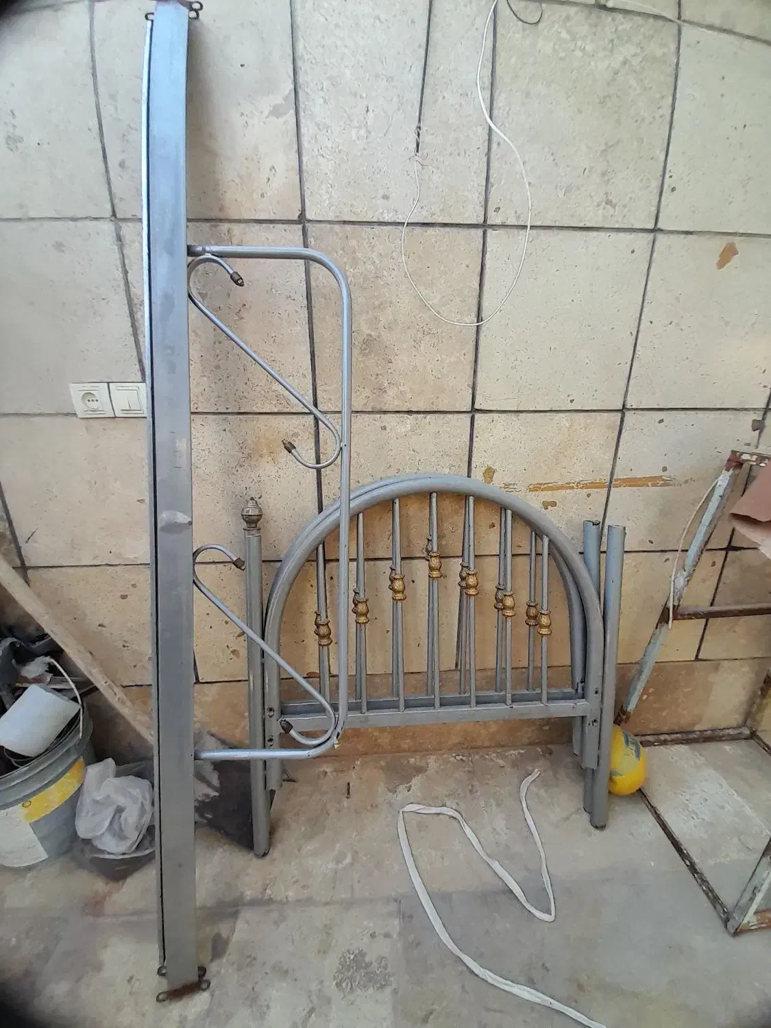 فروش تخت یک نفره|تشک تختخواب|قنوات, |دیوار