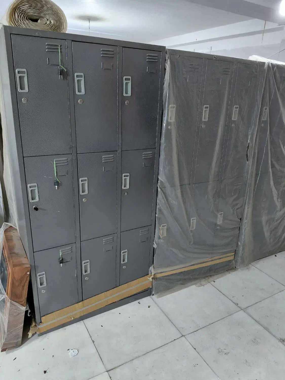 حراج کد۹۰۶۶چوب لباسی فلزی کمد کد ۴۳۲۰فلزی|مبلمان اداری|کرج, حصارک پایین|دیوار