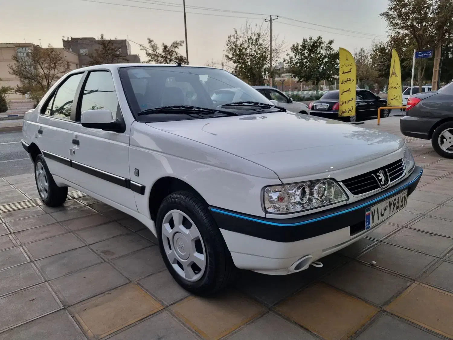 پژو ۴۰۵ اس ال ایکس|خودرو سواری و وانت|قائن, |دیوار