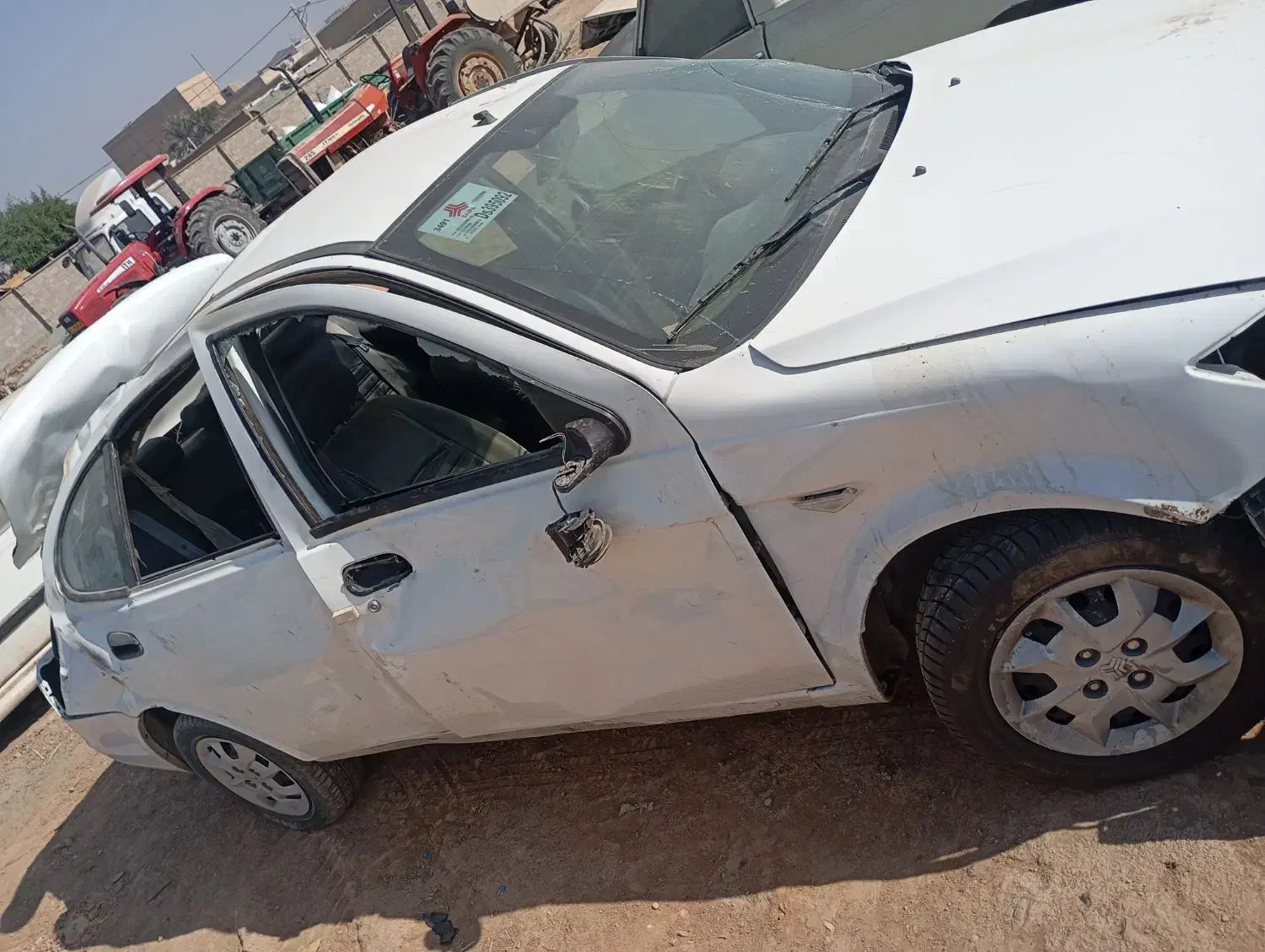 ساینا تصادفی|خودرو سواری و وانت|اهواز, پردیس دو|دیوار