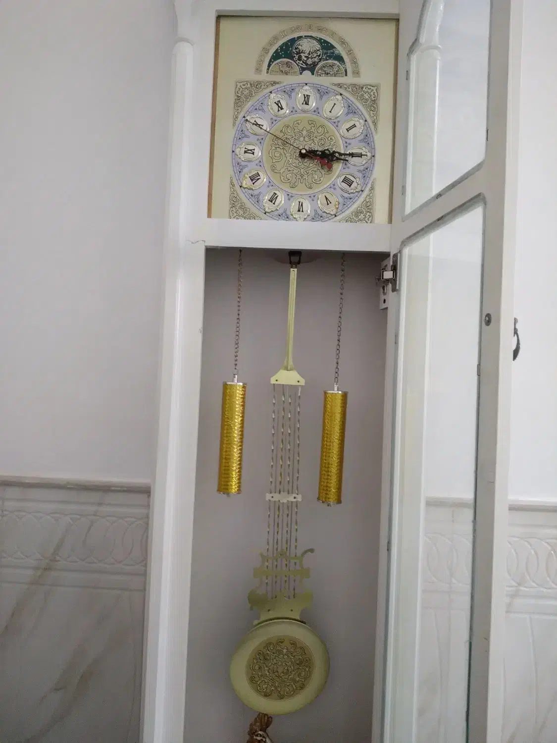 ساعت ایستاده چوبی|ساعت دیواری و تزئینی|نیشابور, خیام|دیوار