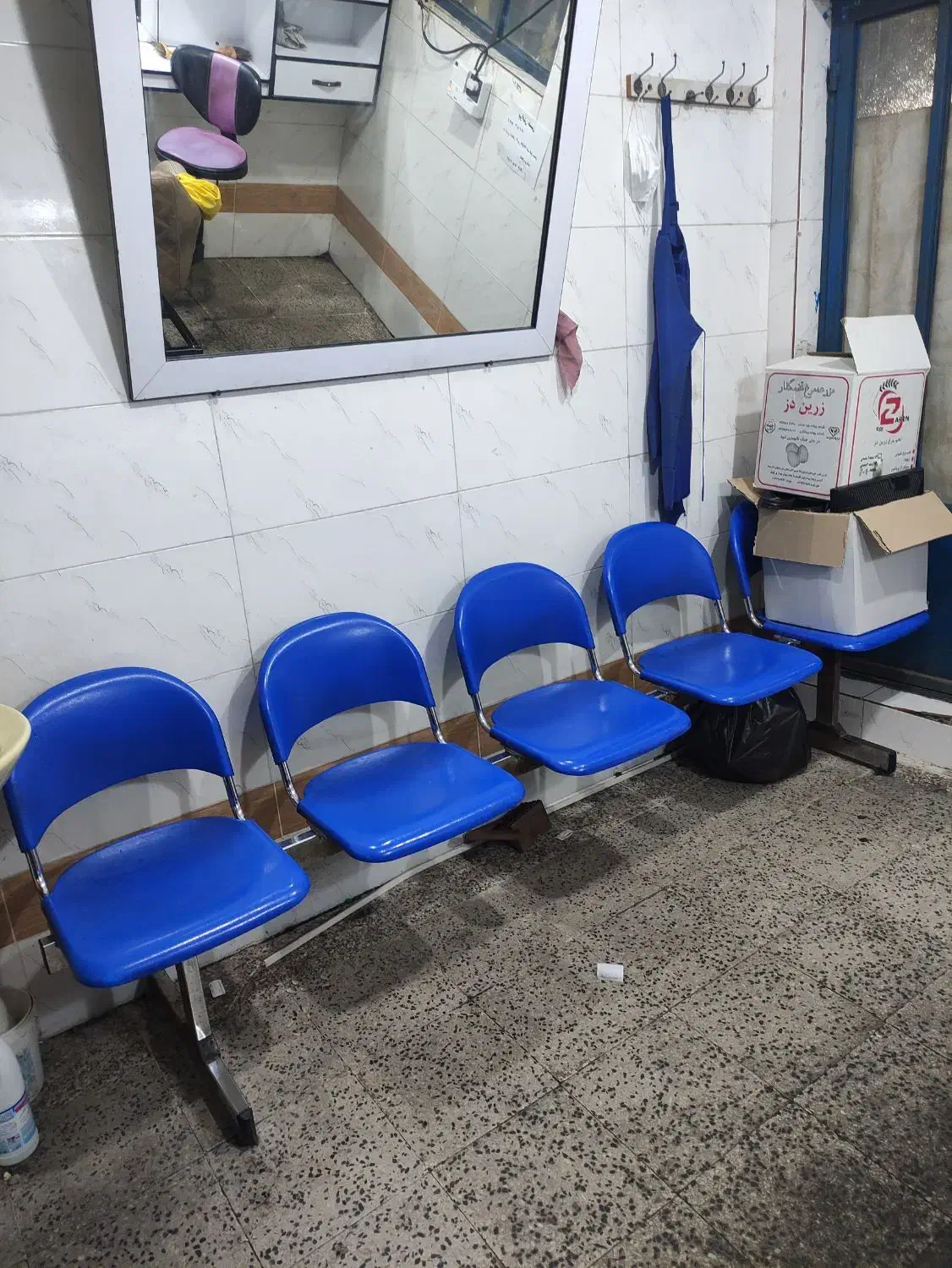 صندلی|صندلی و نیمکت|دزفول, |دیوار