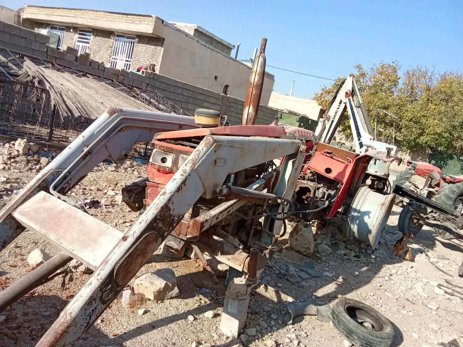 فروش تراکتور سام مشکل گیربکس داره|خودرو سنگین|ارژن, |دیوار