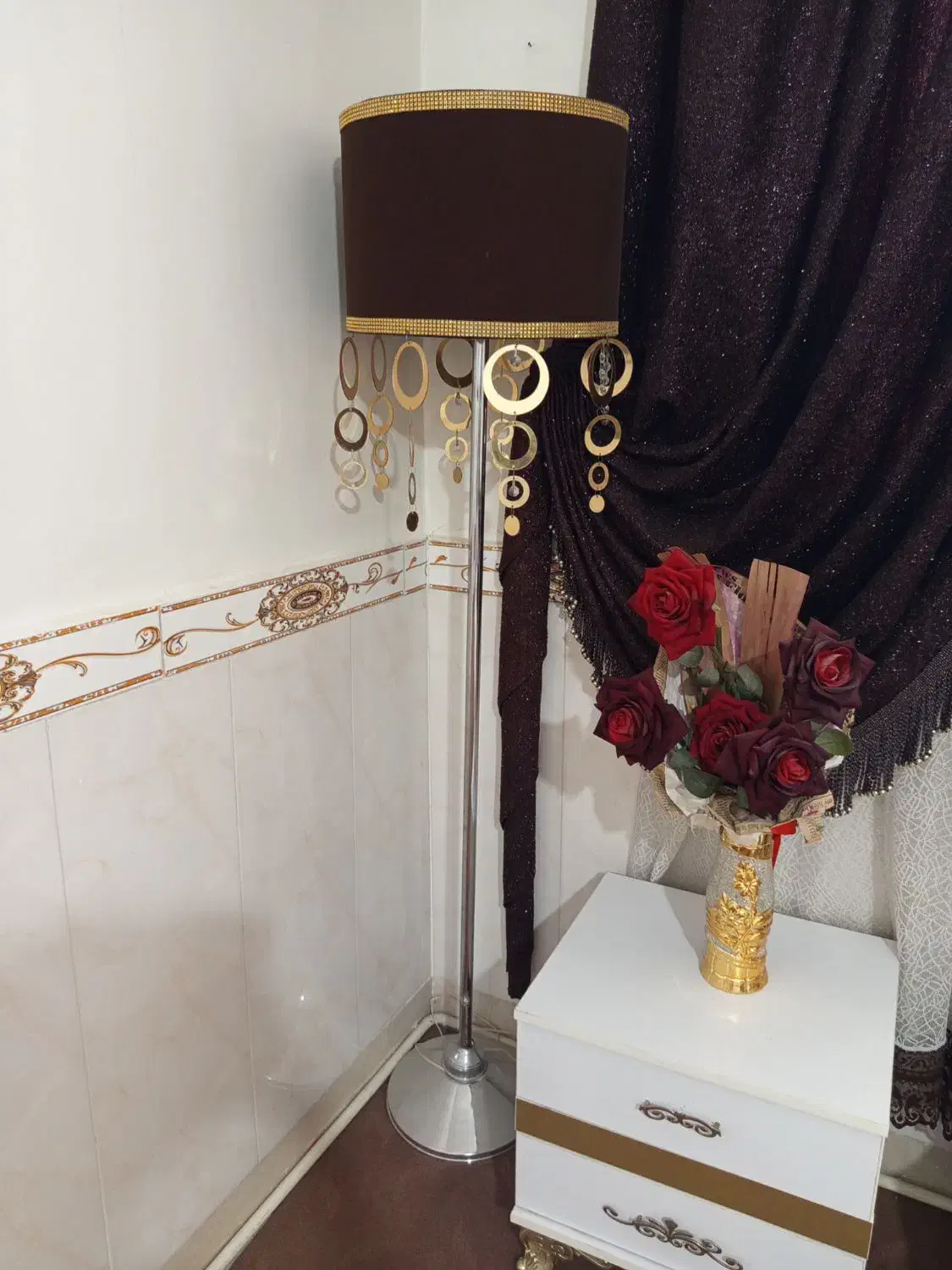 آباژور قهوه ای سالم|چراغ خواب و آباژور|بهارستان, |دیوار
